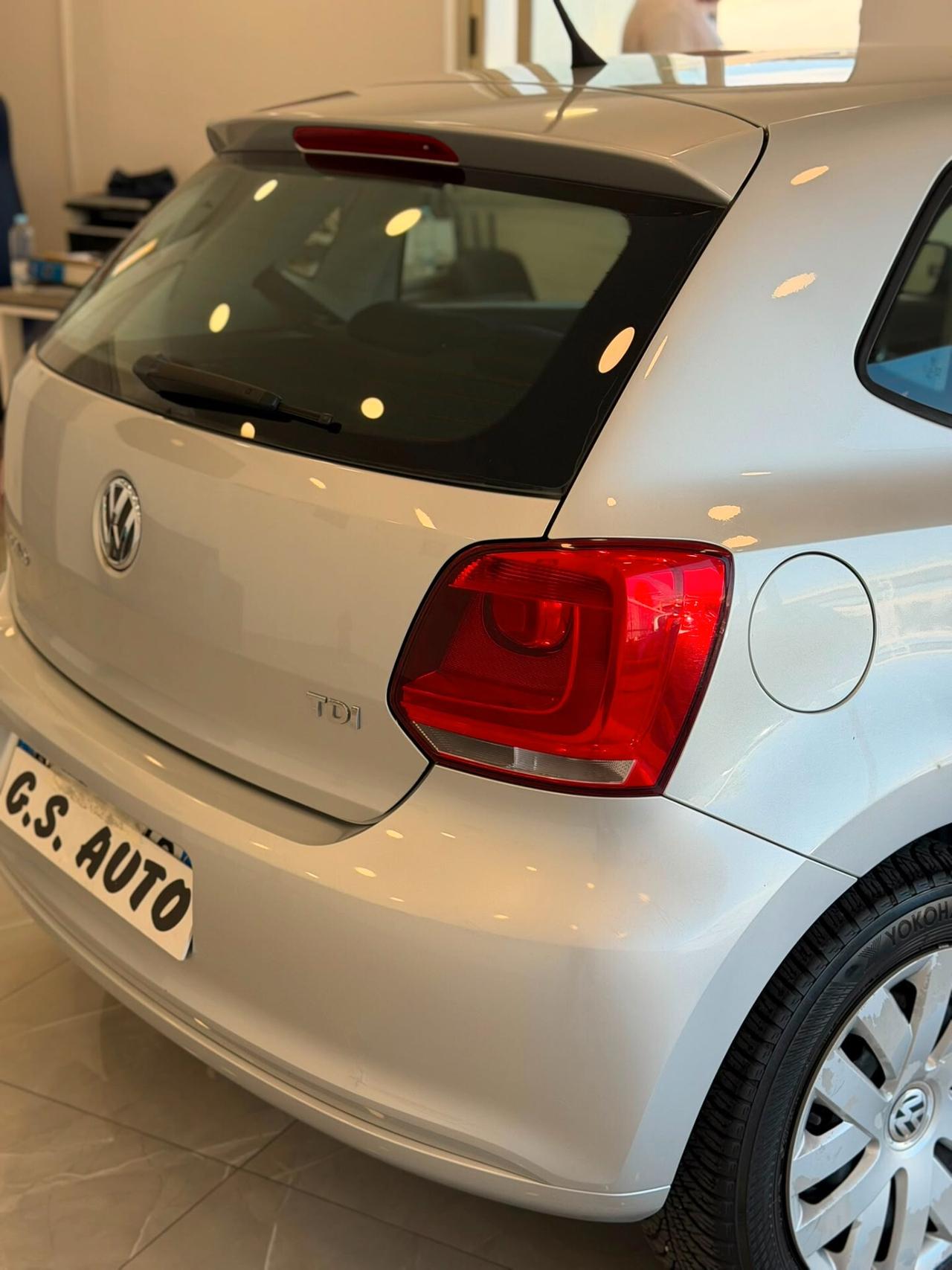 Volkswagen Polo 1.6Tdi 75cv 2011