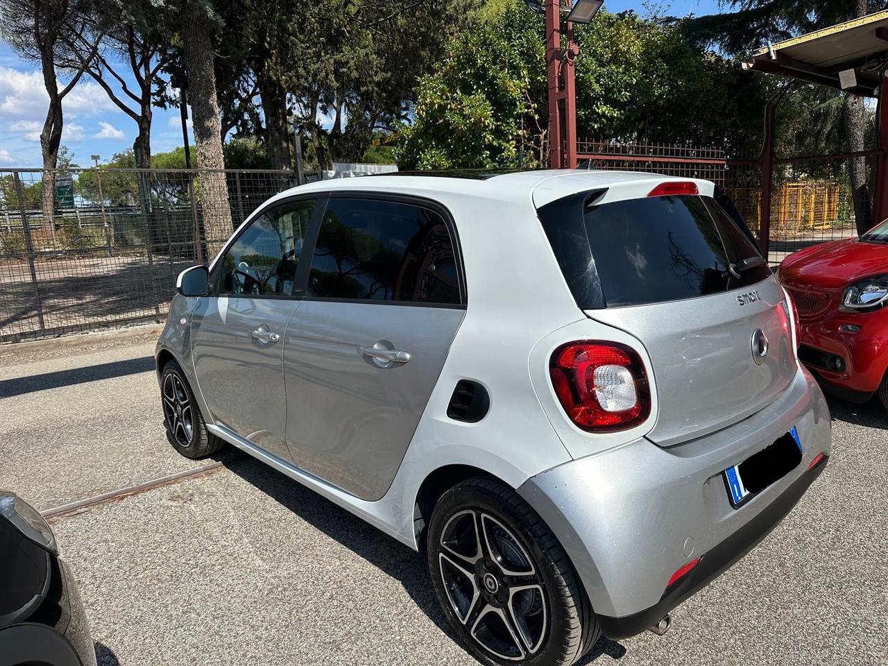 Smart ForFour 70 1.0 twinamic Superpassion *promo* uffic.smart
