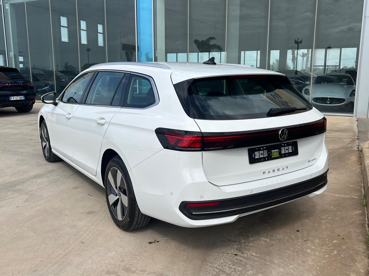 Volkswagen Passat 1.5 TSI eHybrid 204 CV DSG Business - SUPER OFFERTA T-STOCK