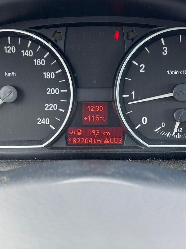 BMW Serie 1 118 2.0 BENZ 143CV