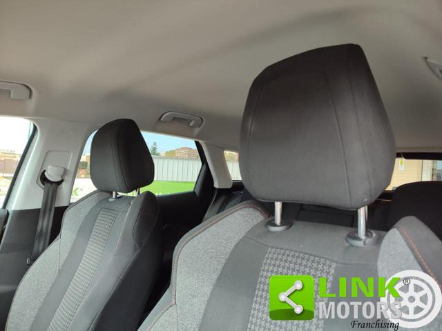 PEUGEOT 3008 BlueHDi 120 S&S EAT6 Allure