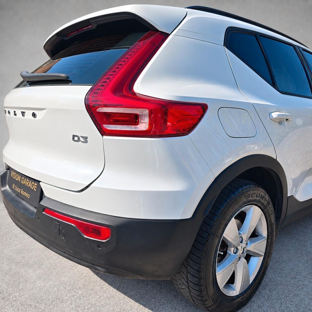 Volvo XC40 D3 Business 150 CV Manuale