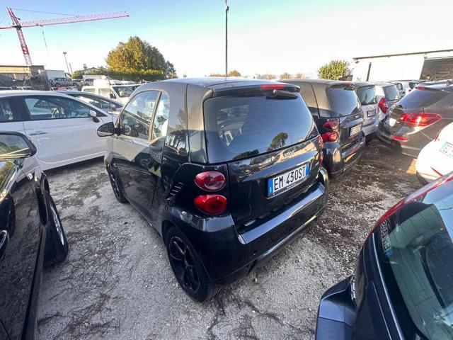 SMART Smart fortwo 1000 52 kW MHD coupé pure ?NELLO STATO?