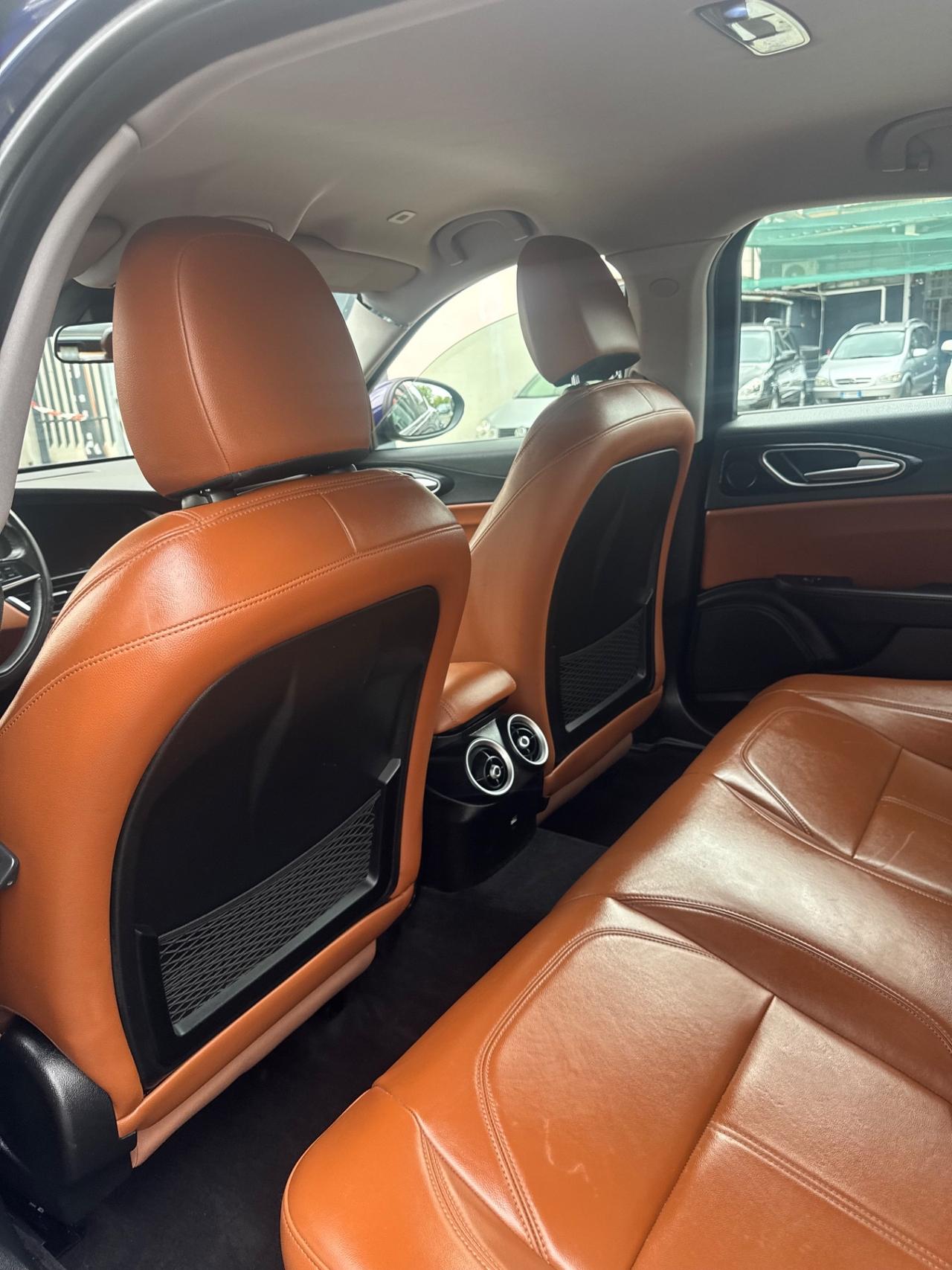 Alfa Romeo Giulia 2.2 150 CV Super Unicoproprietario