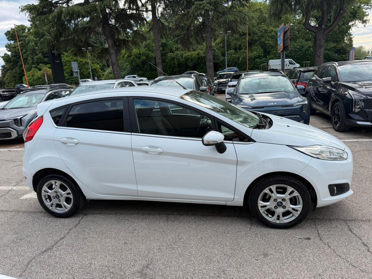 Ford Fiesta 1.4 5p. Bz.- GPL Titanium