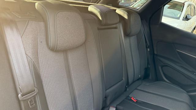 PEUGEOT 3008 HYBRID 180 e-EAT8 ALLURE PACK*24M.G.*