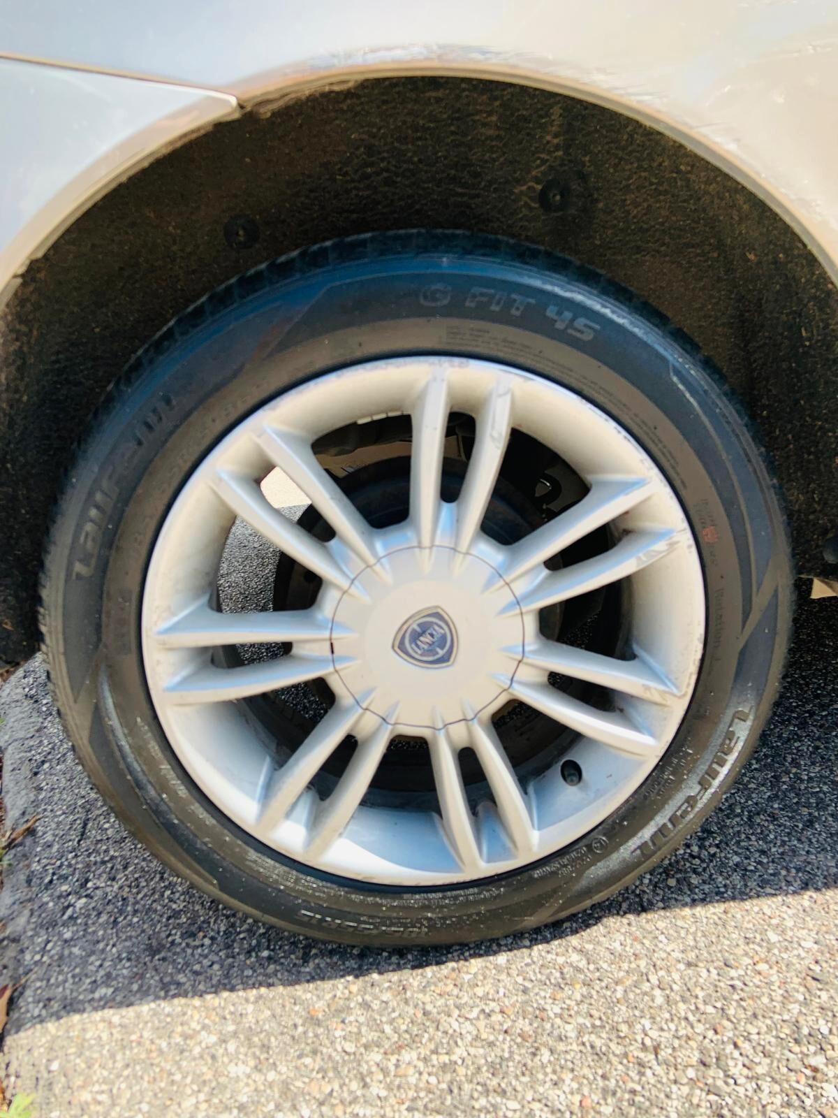 Lancia Ypsilon 1.2 69 CV Platinum