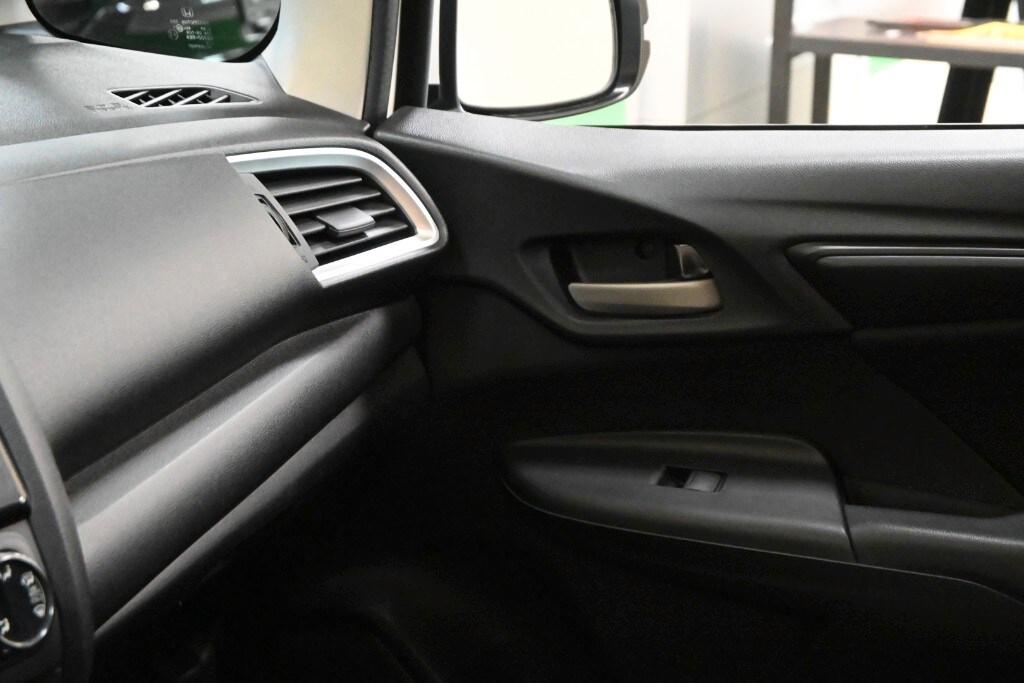 HONDA Jazz 3ª serie 15-20 Jazz 1.3 Trend