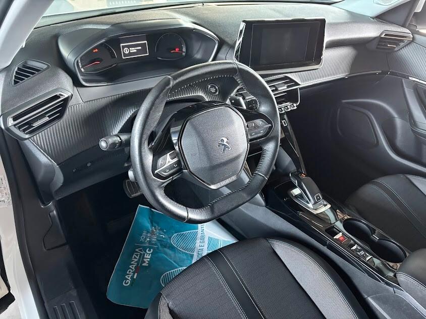Peugeot 2008 PureTech 130 EAT 8 Allure 60.000KM