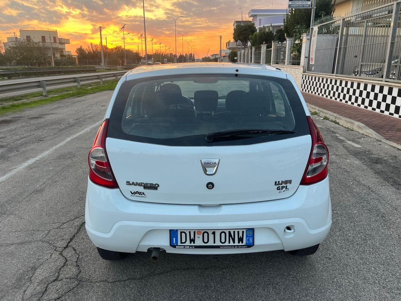 Dacia Sandero 1.4 8V GPL Lauréate Unipro 2009