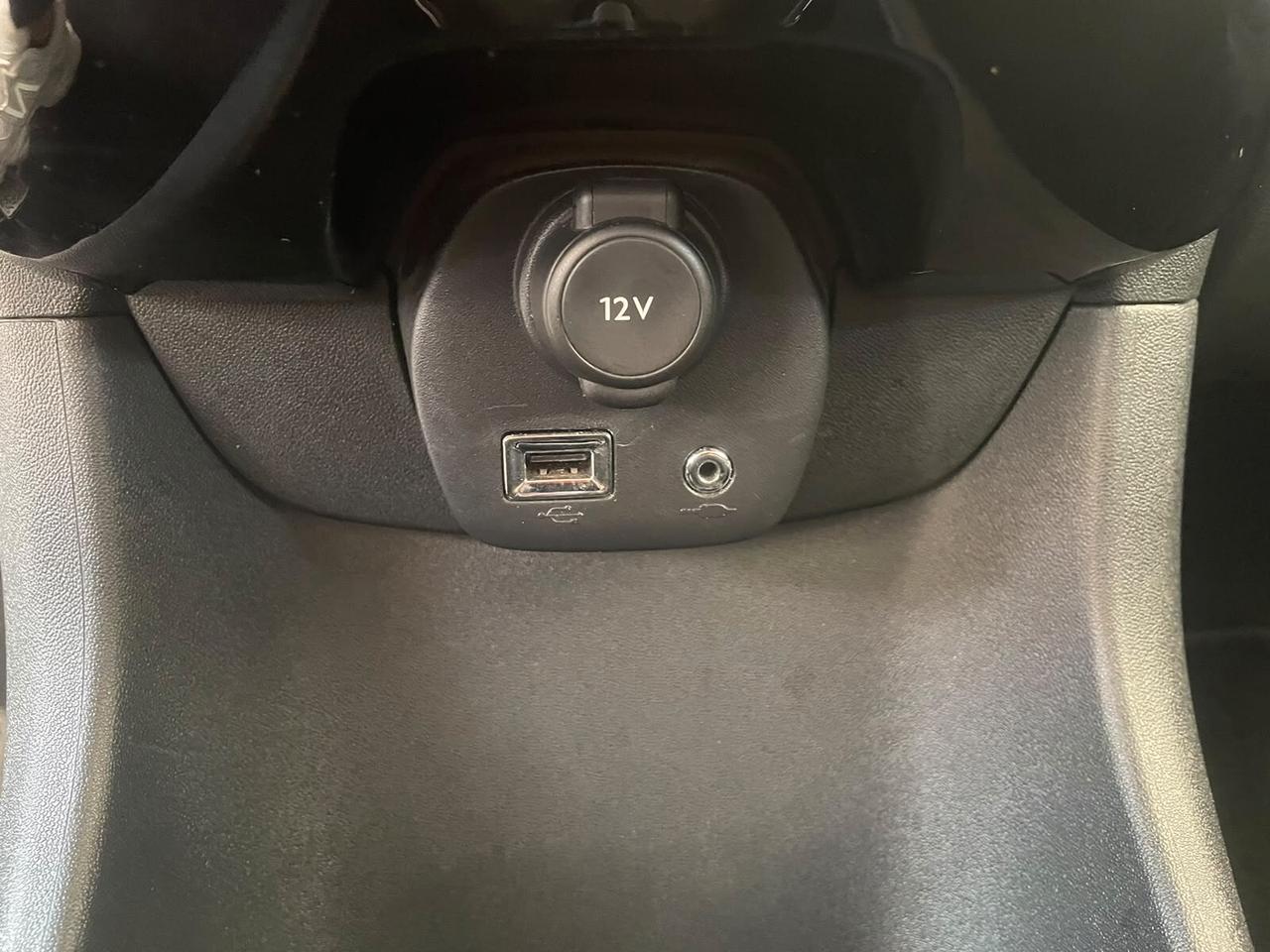 Citroen C1 PureTech 82 5 porte Shine