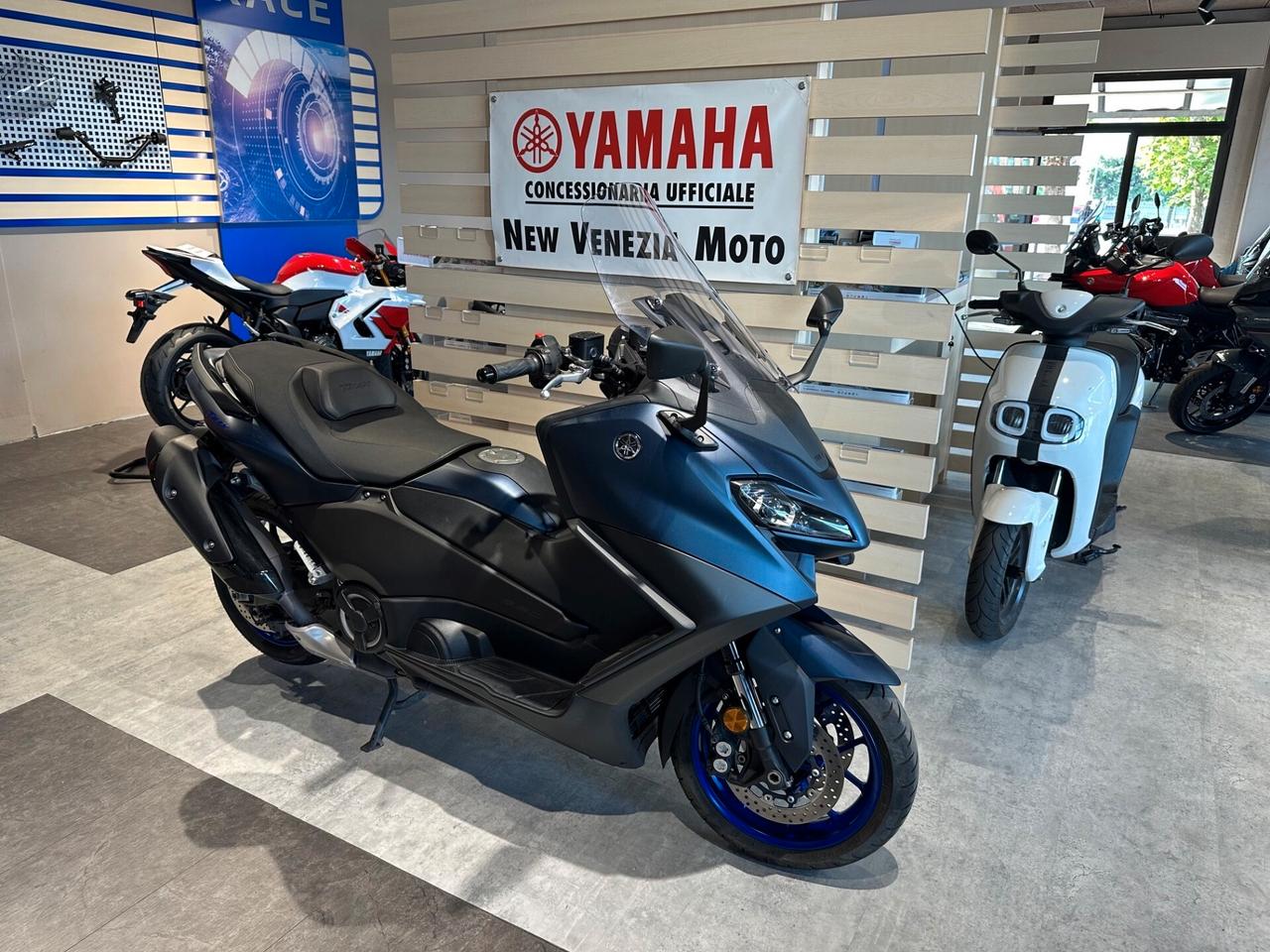 Yamaha T Max 560 - 2023