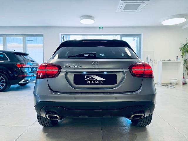 Mercedes-Benz GLA 180 d Premium AMG auto