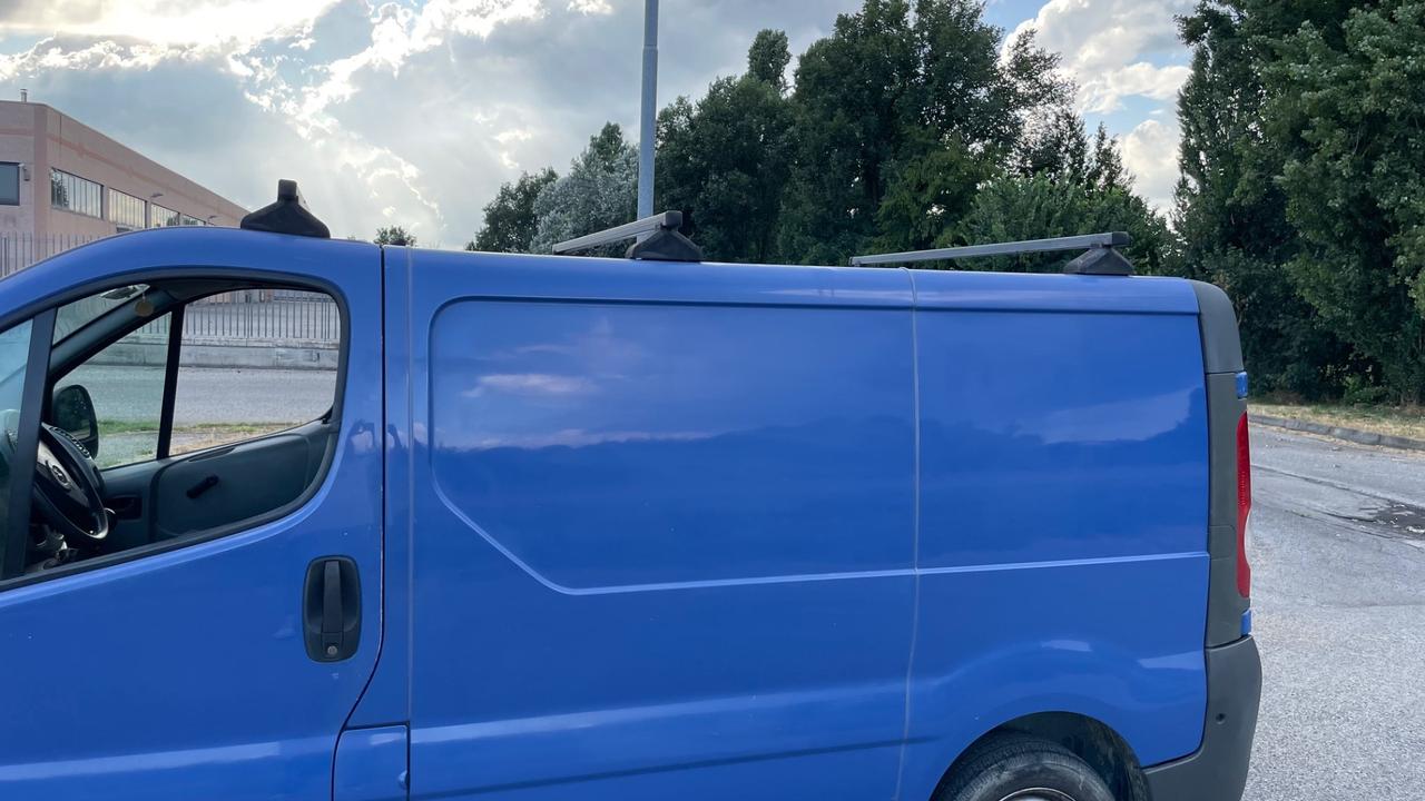Opel Vivaro 27 2.0 CDTI 120CV PC-TN Furgone