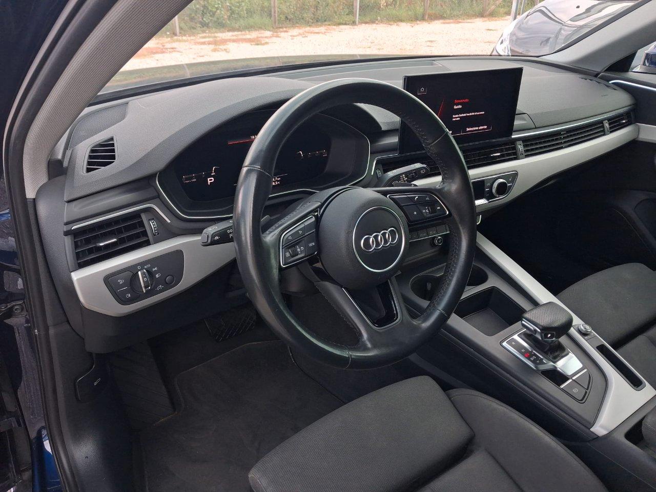 Audi A4 Avant 40 2.0 tdi Business Sport 190cv s-tronic