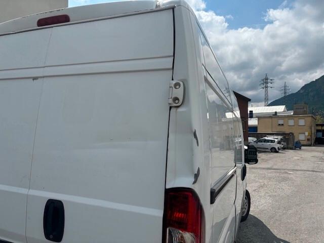 Peugeot Boxer 330 2.2 HDi/120CV PC-TN Furgone