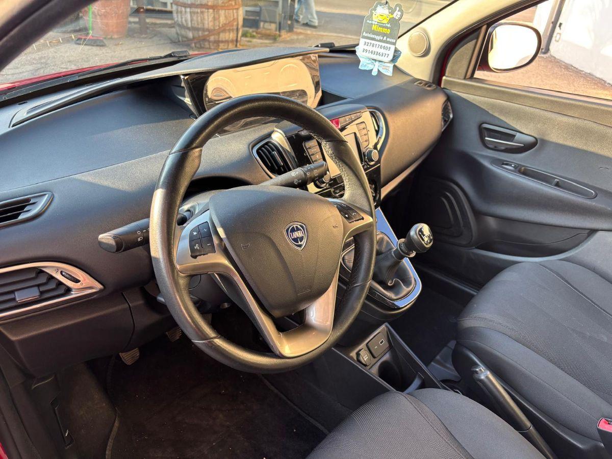 LANCIA Ypsilon 1.2 69 CV 5p.GPL Ecochic Silver