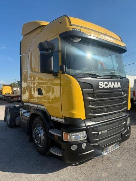 Trattore stradale Scania R490