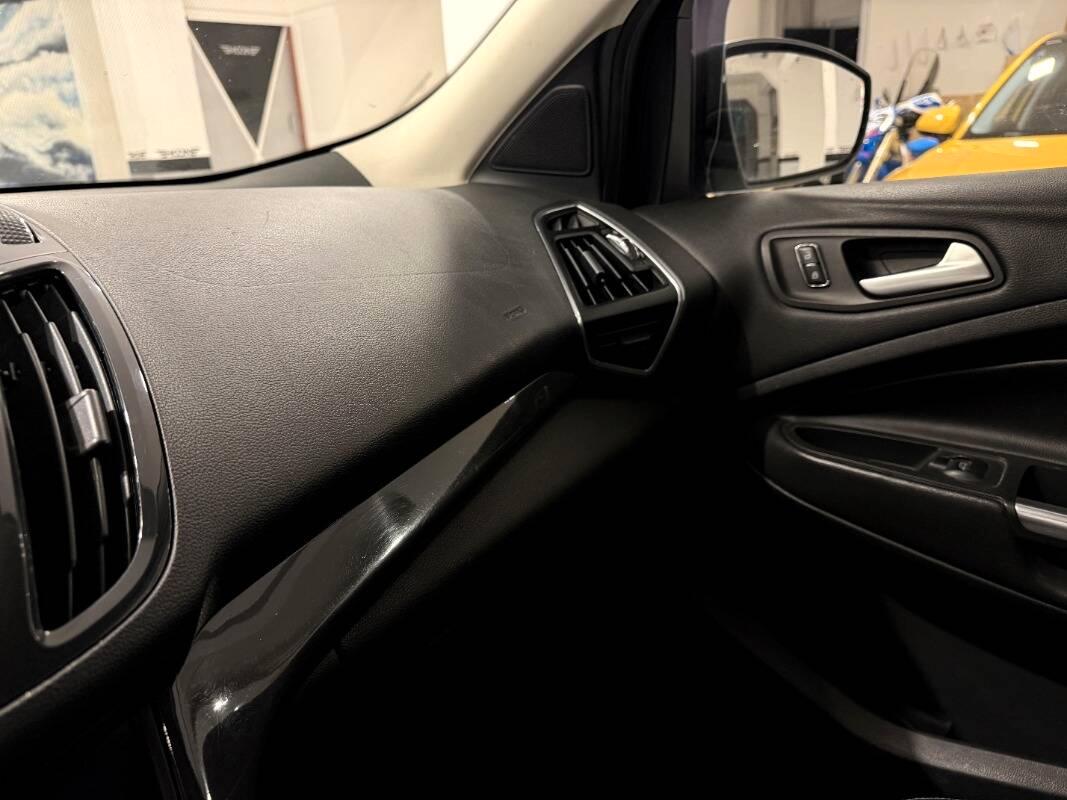 Ford Kuga 2.0 tdci Titanium 4wd 140cv