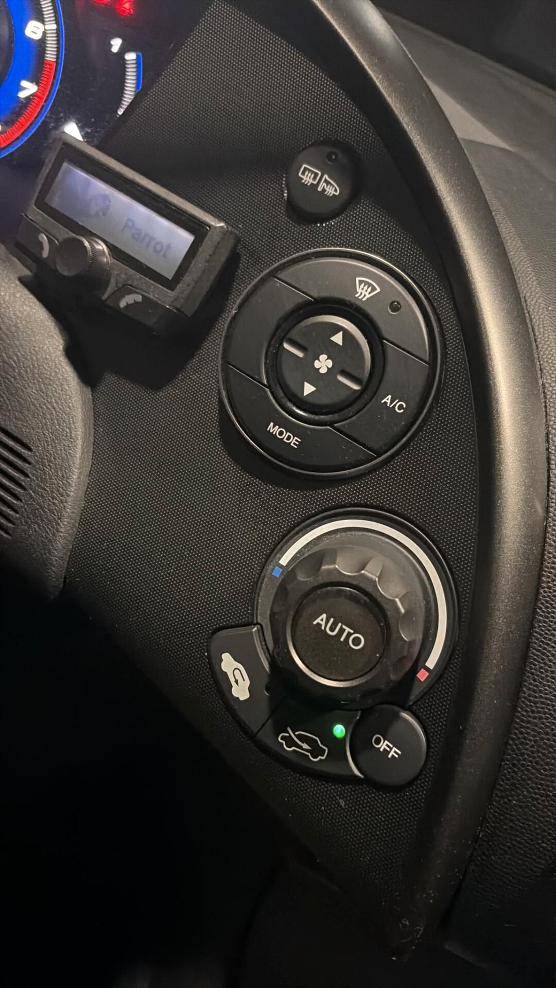 HONDA CIVIC DEL 2011 BENZINA 60.000 KM