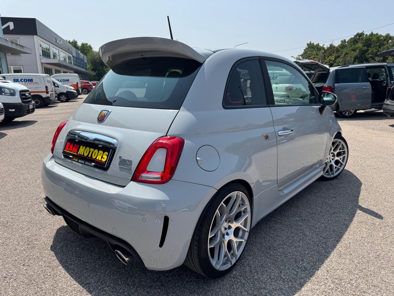 Abarth 500 1.4 Turbo T-Jet Custom