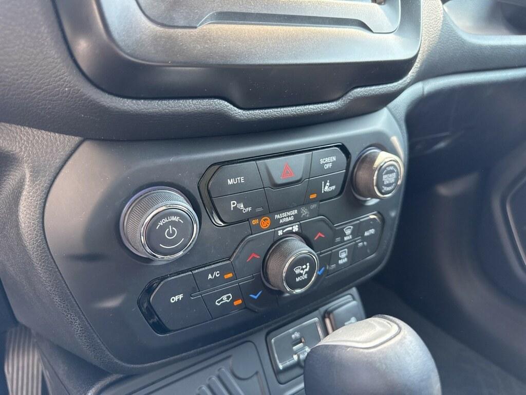 Jeep Renegade 1.3 T4 Limited 2WD DDCT