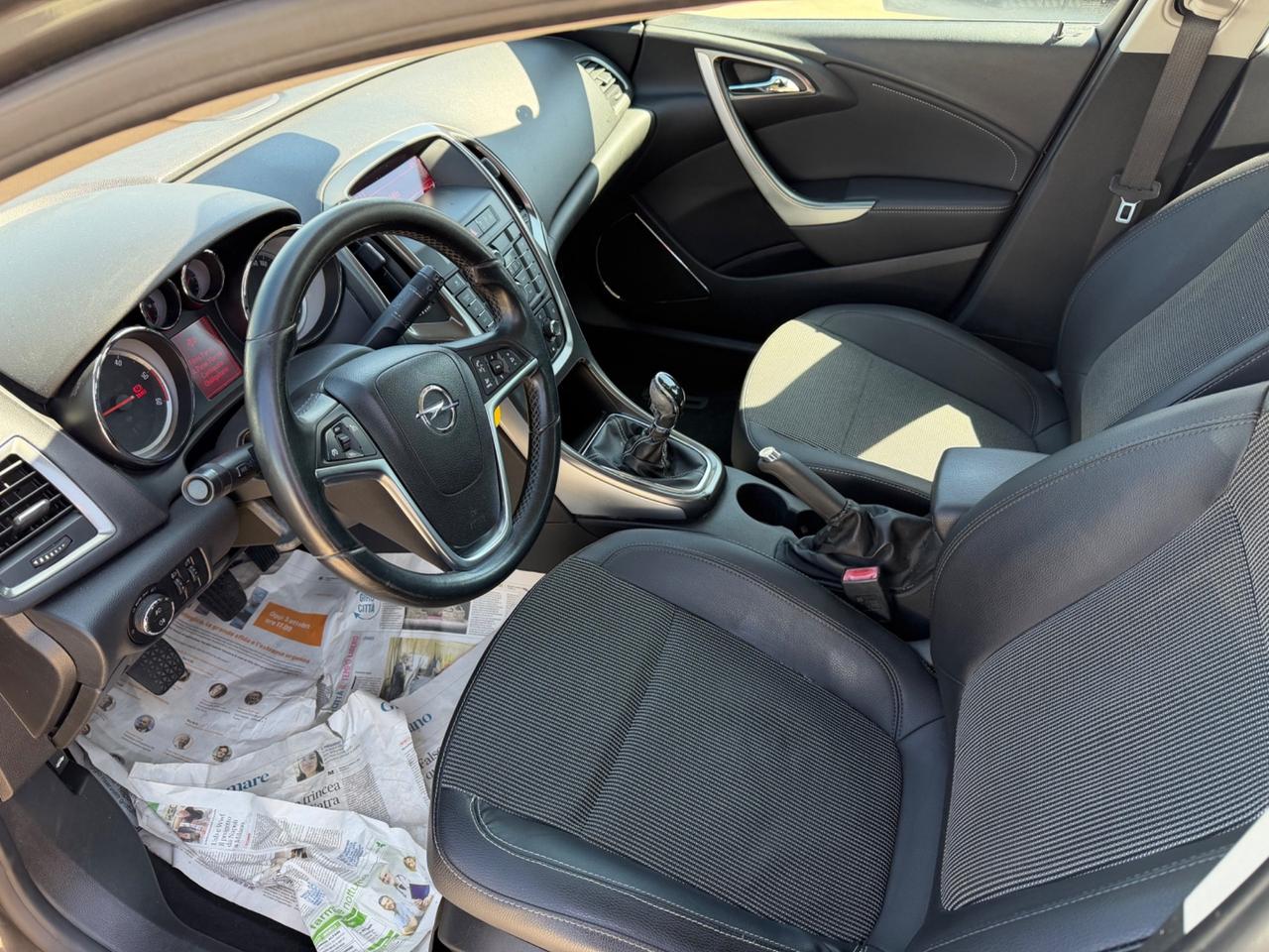 Opel Astra 1.7 CDTI 110CV Sports Tourer Cosmo