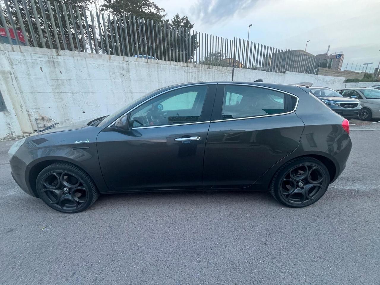 Alfa Romeo Giulietta 2.0 JTDm-2 140 CV Distinctive
