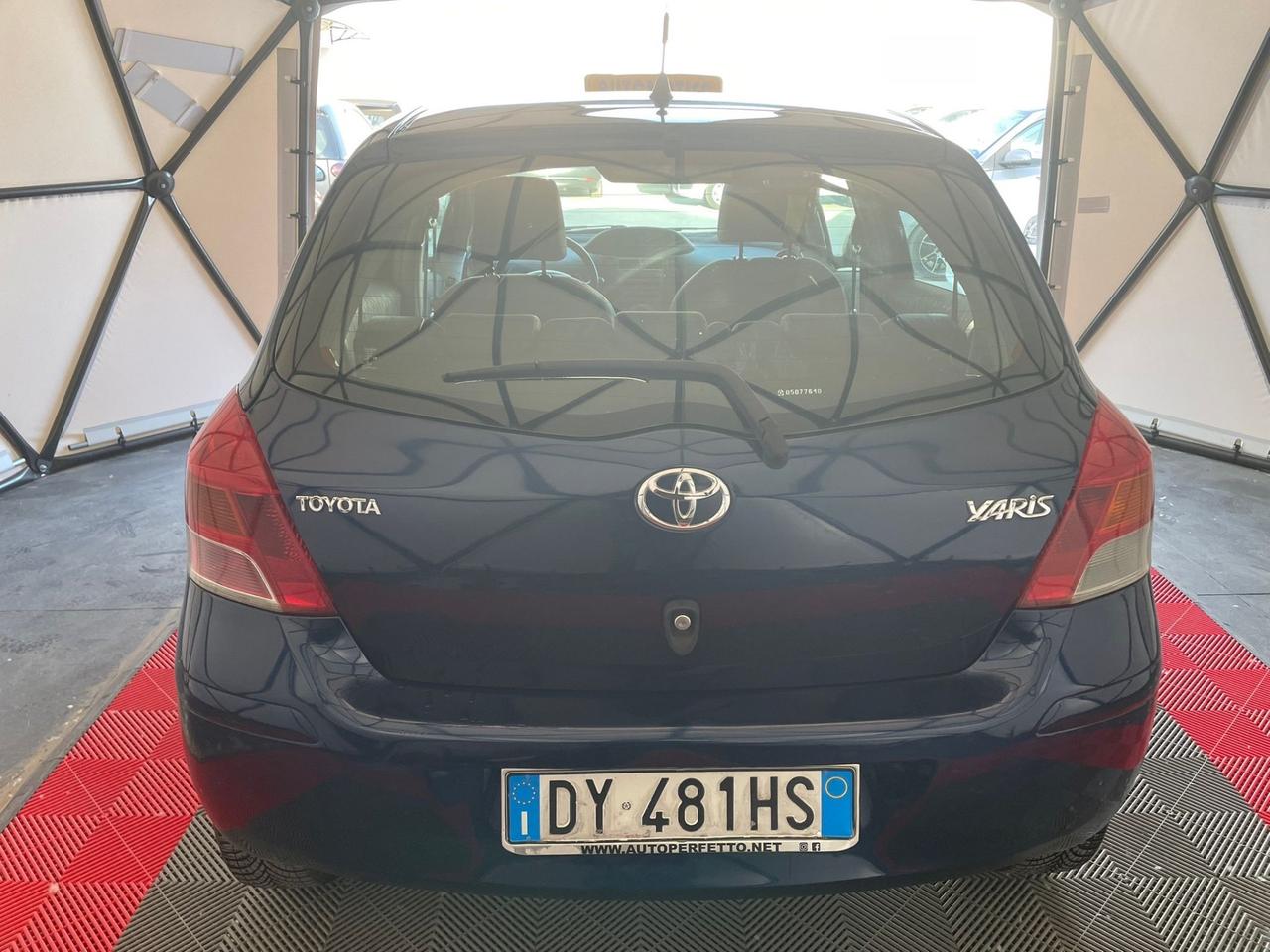 Toyota Yaris 1.4 D-4D DPF 5 porte Now