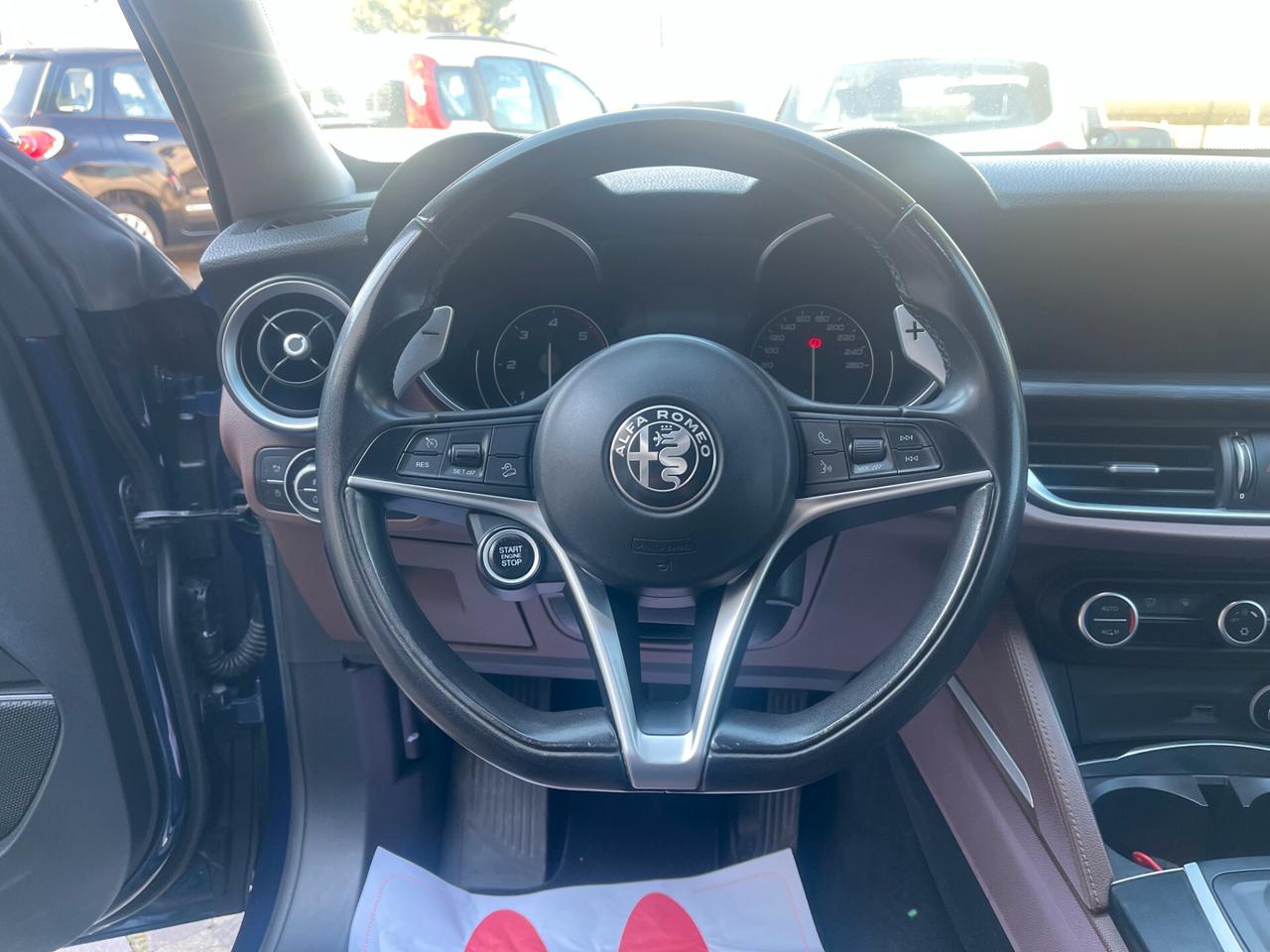 Alfa Romeo Stelvio 2.2 Turbodiesel 180 CV AT8 RWD Executive