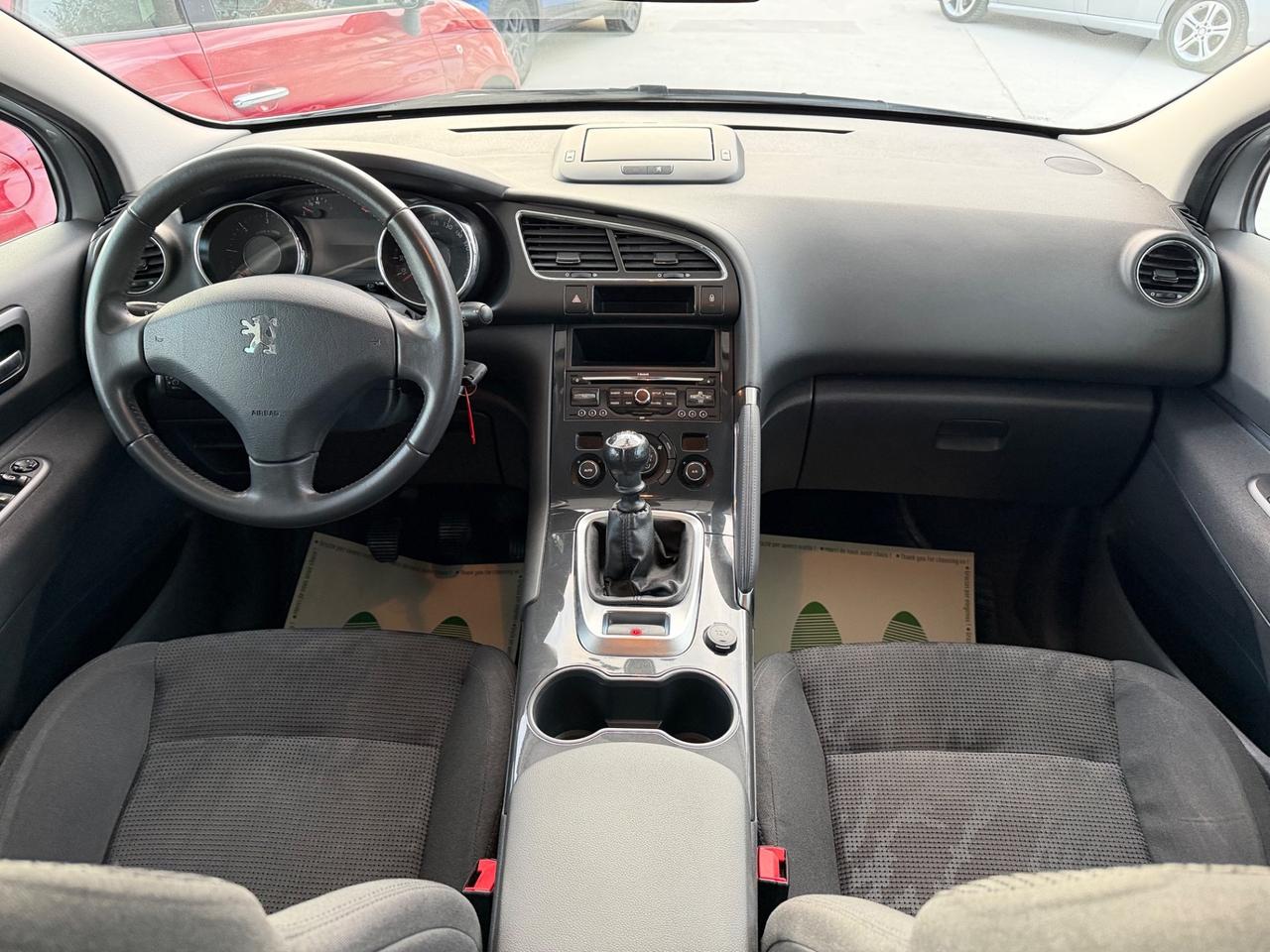 Peugeot 3008 1.6 HDi 112CV Allure