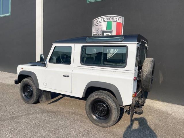 Land Rover Defender 2.2 td SW Autocarro N1 2 posti