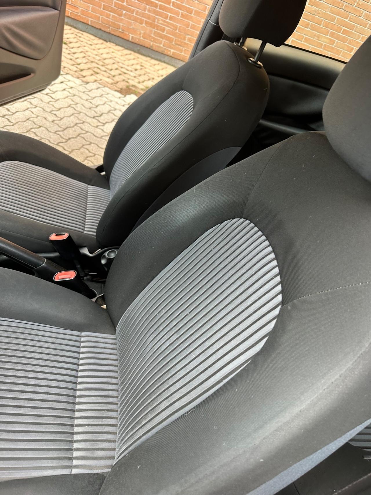 Lancia Ypsilon 1.2 Platino