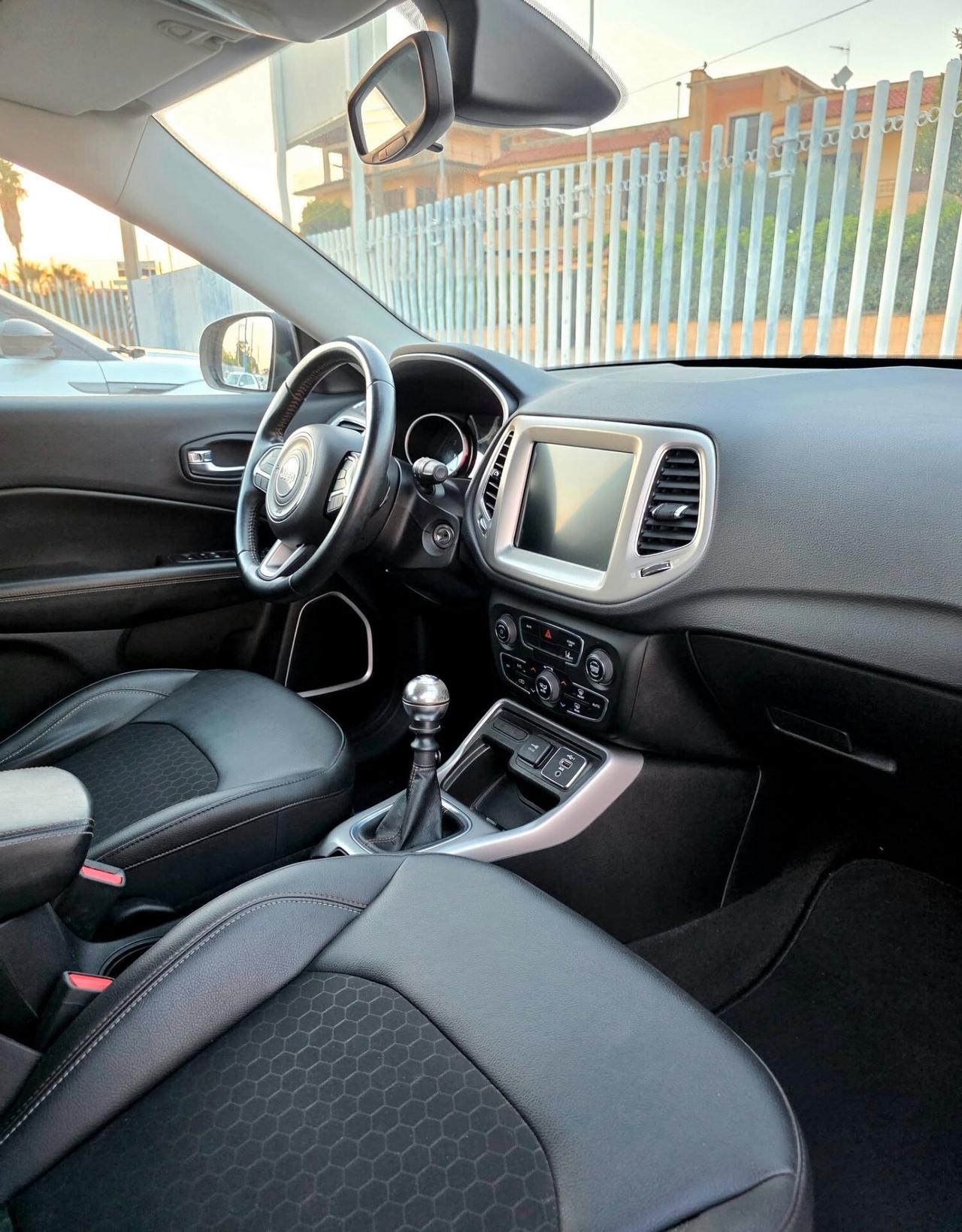 Jeep Compass 1.6 M-Jet 120cv Longitude + Navi con 95.000 Chilometri