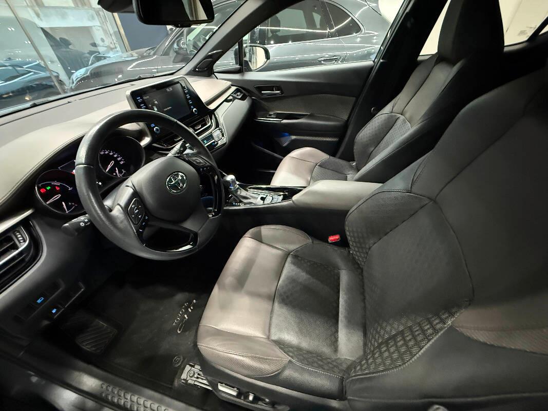 Toyota C-HR Toyota C-HR 1.8 Hybrid Lounge FINANZIABILE