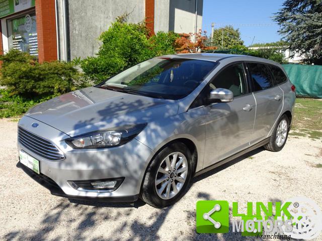 FORD Focus Titanium