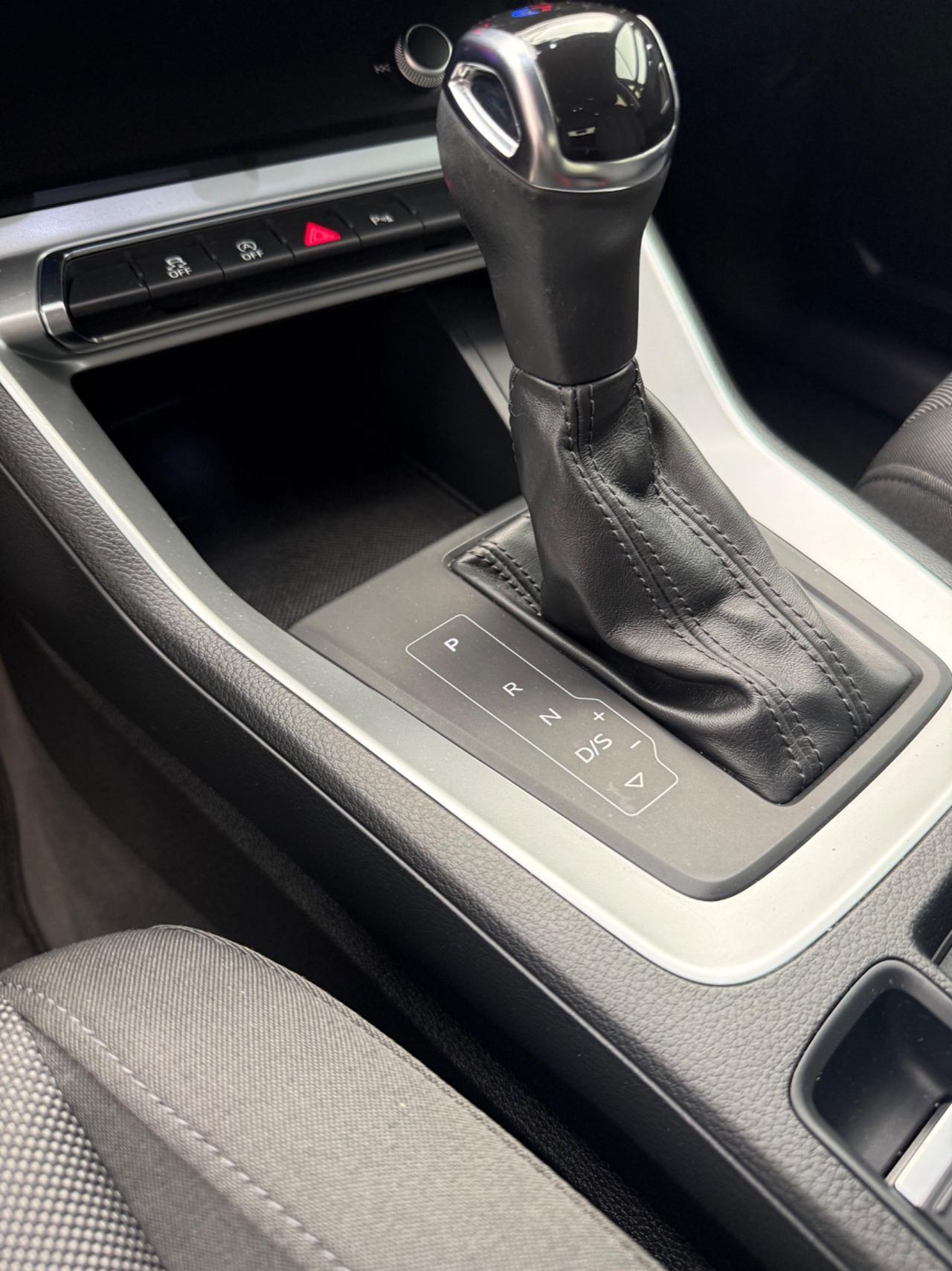 Audi Q3 35 TDI S tronic Business Advanced