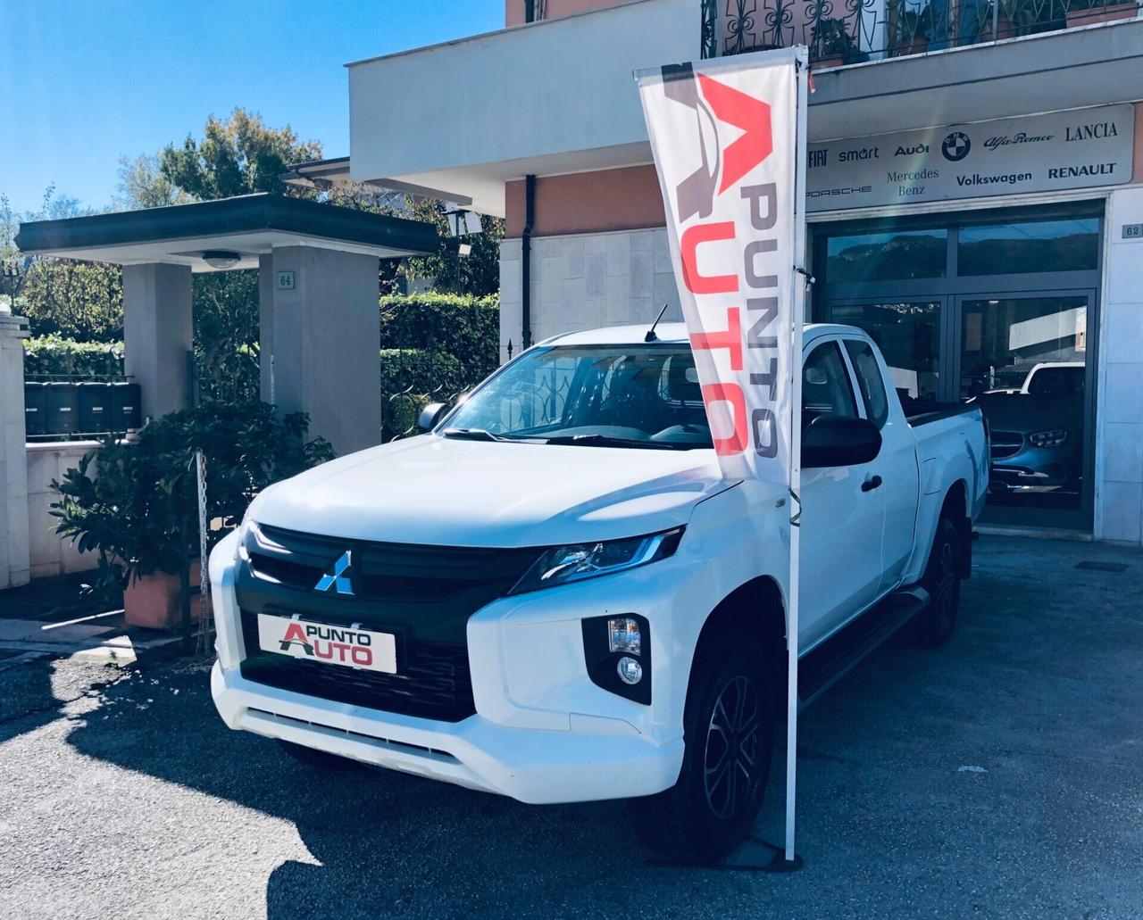 Mitsubishi L200 2.3 PICKUP CABINA ESTESA 4X4