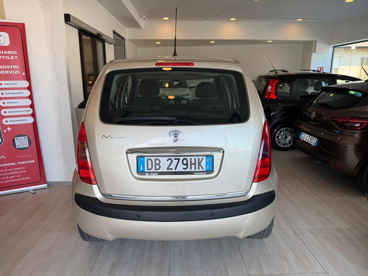 Lancia MUSA 1.4 16V Platino Plus
