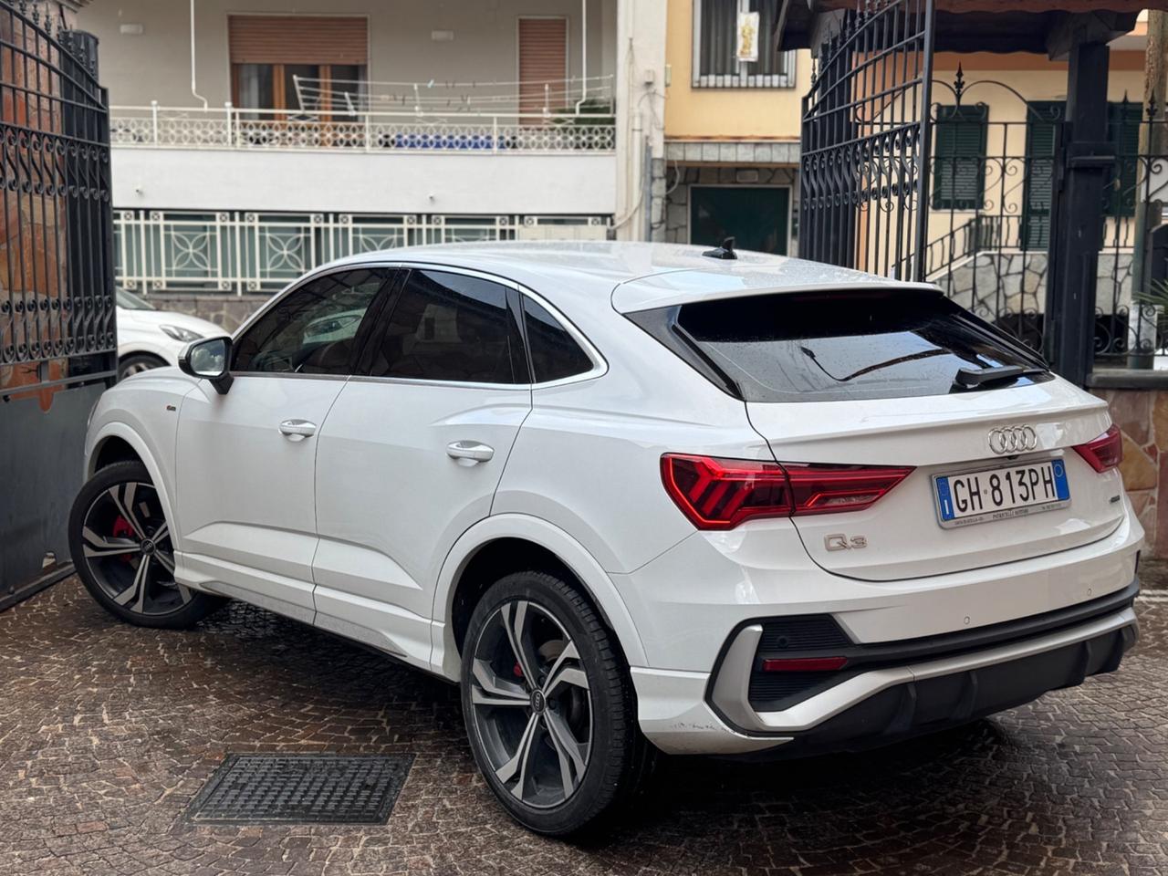 Audi Q3 40 TDI quattro S tronic line edition