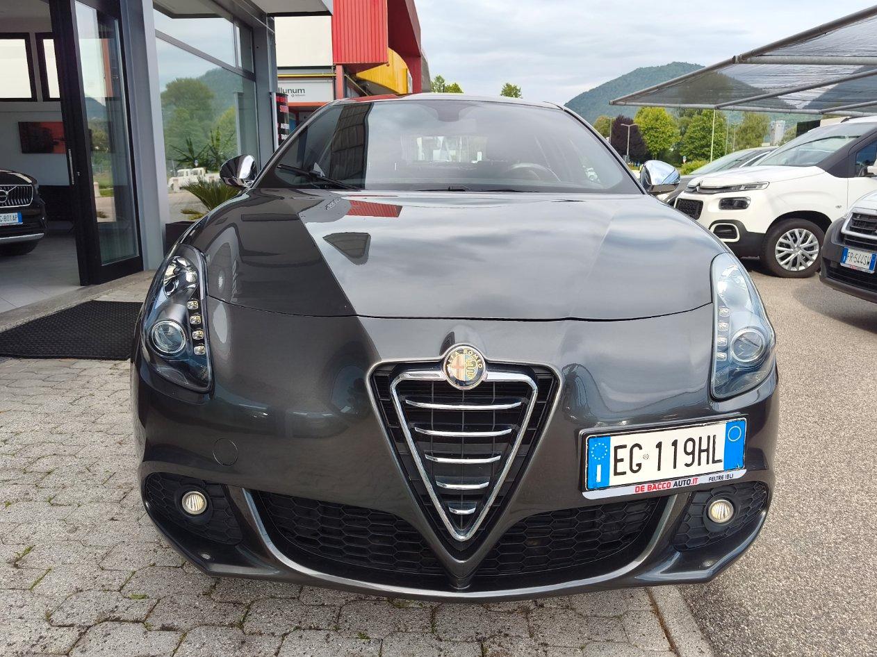 Alfa Romeo Giulietta 1.4 t. Distinctive 120cv OK NEOPATENTATI