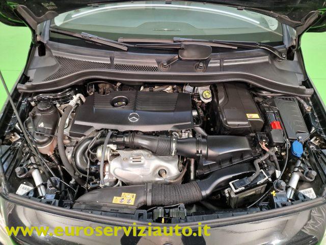 MERCEDES-BENZ B 200 c Executive