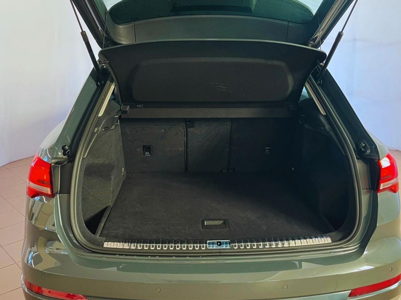 Audi Q3 35 TDI S tronic Business Advanced