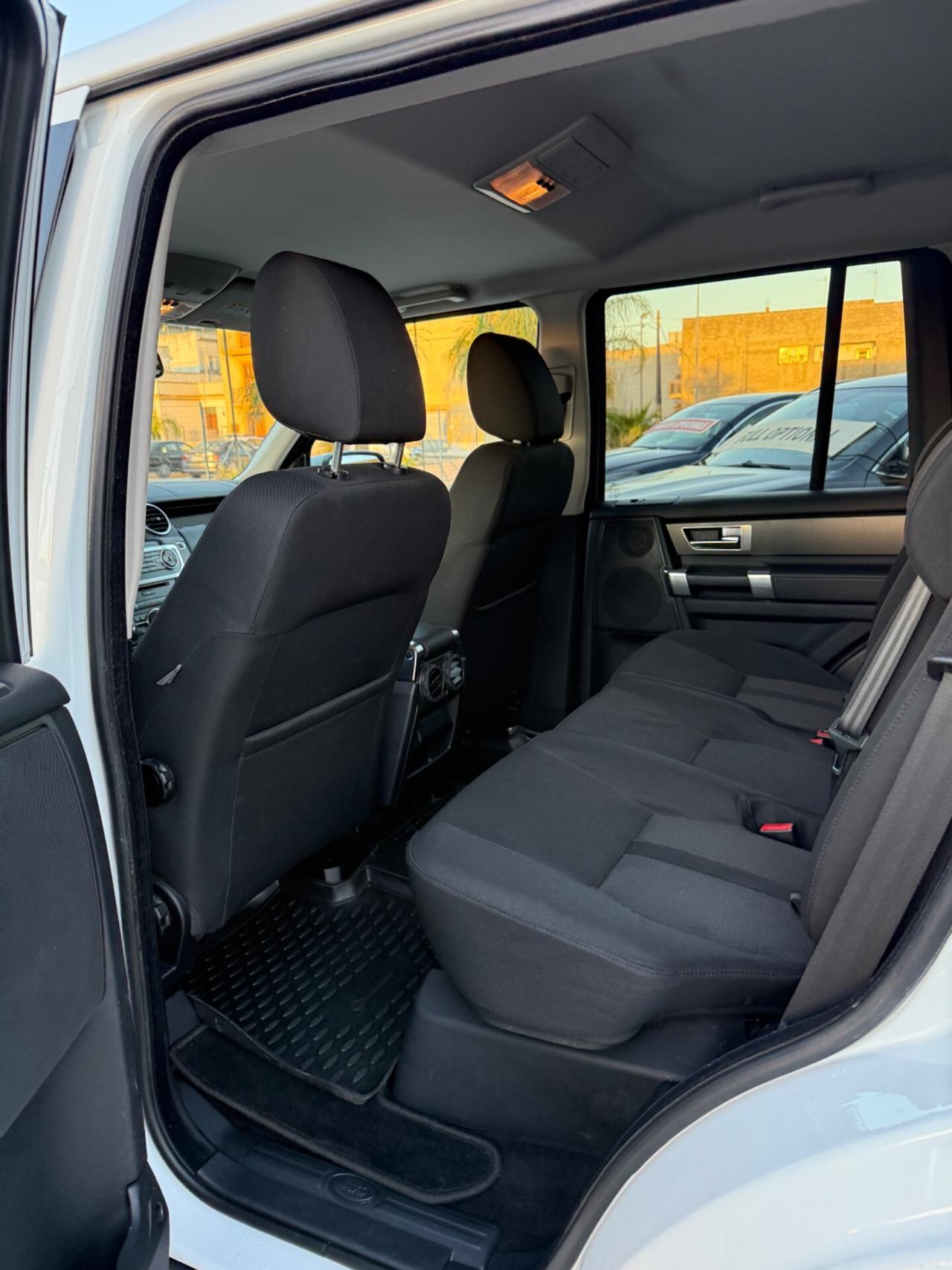 Land Rover Discovery 4 3.0 SDV6 245CV HSE