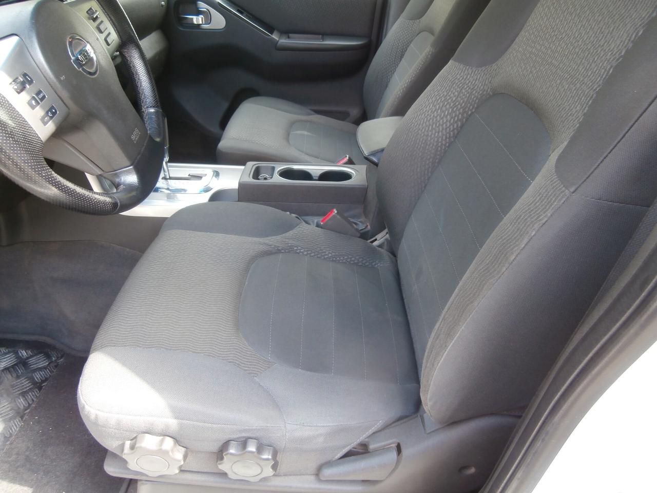 Nissan Navara 2.5 dCi 190CV 4 porte Double Cab