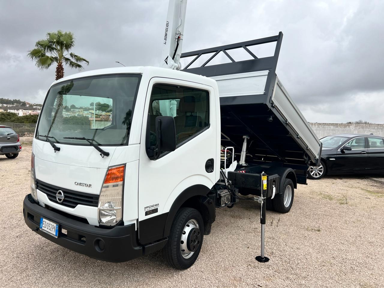 Nissan CABSTAR 2.5d 110Cv Ribaltabile e Gru Nuovi