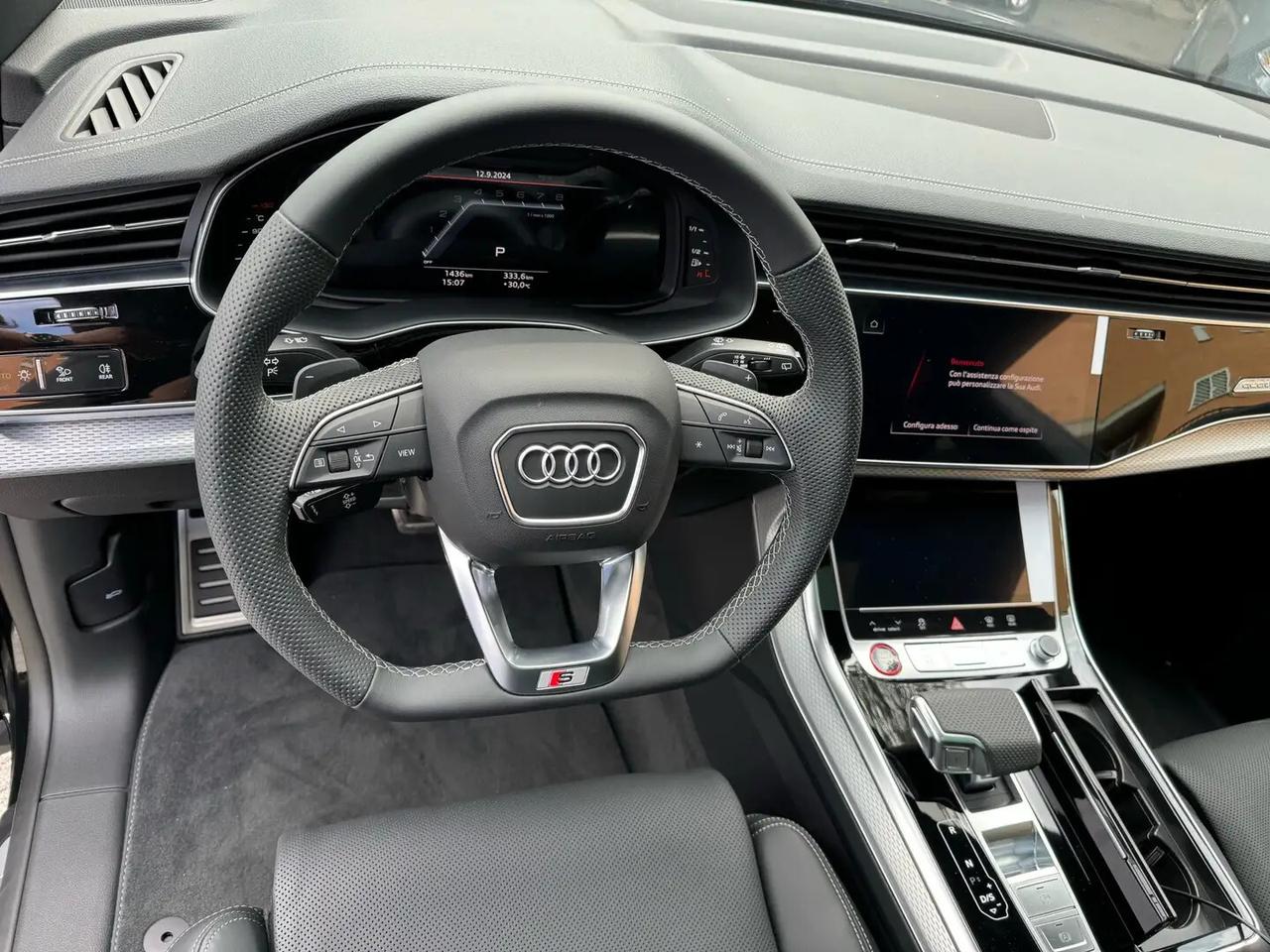 Audi Q8 SQ8 TFSI quattro tiptronic sport attitude tetto panoramico