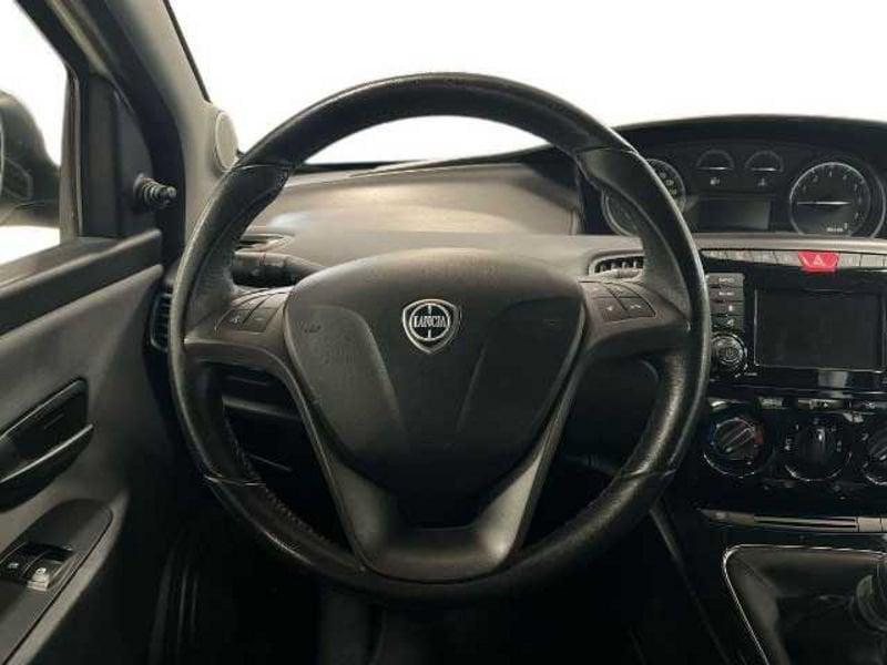 Lancia Ypsilon III 2015 Lancia 1.2 Silver 69cv