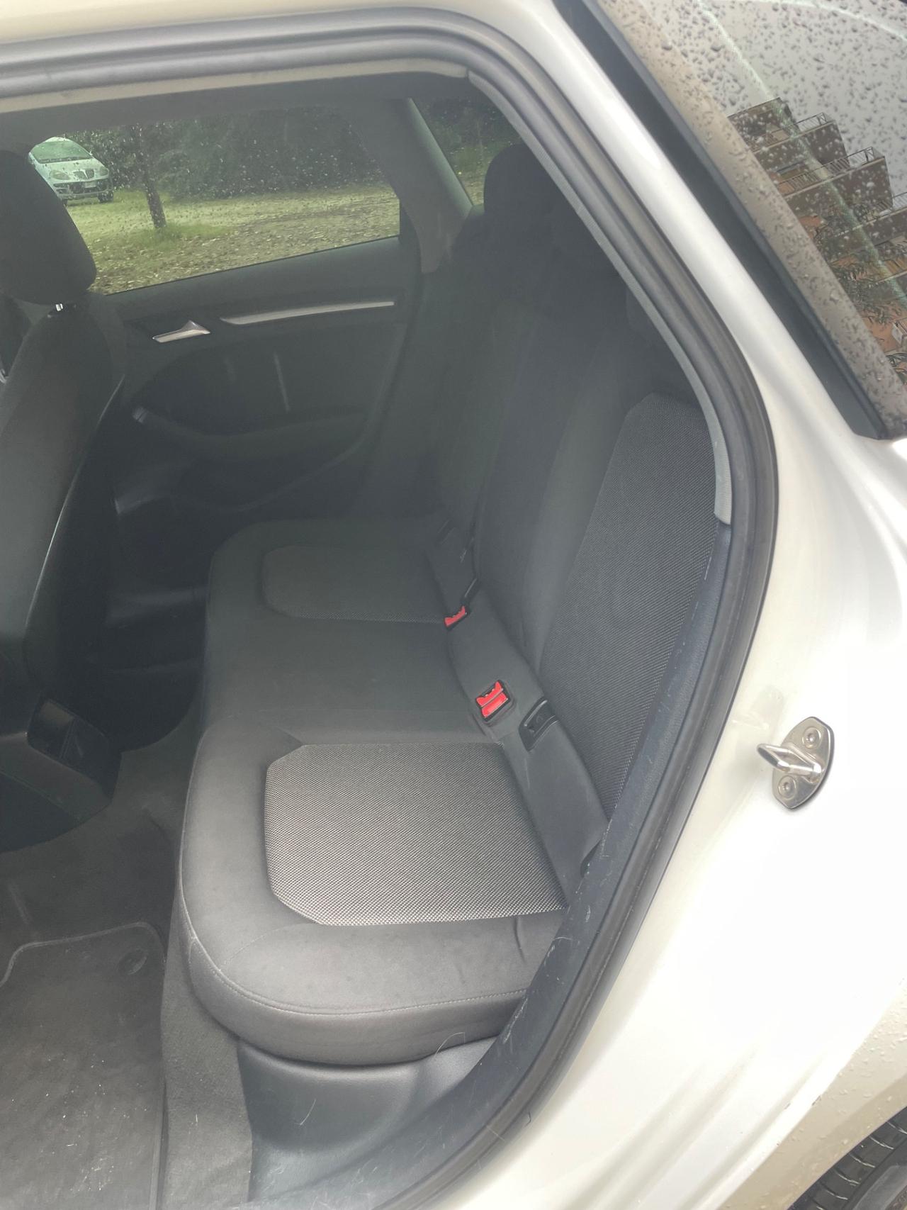 Audi A3 SPB 1.6 TDI S tronic Sport