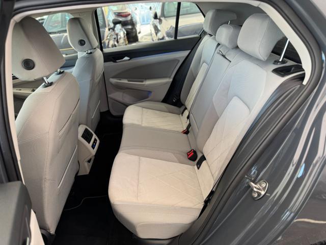 VOLKSWAGEN Golf 2.0 TDI 150cv DSG Style (Led/App/Navi)